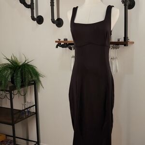 Sleek Gaze Square-Neck Midi Dress in Black. Perfect for Office Siren
